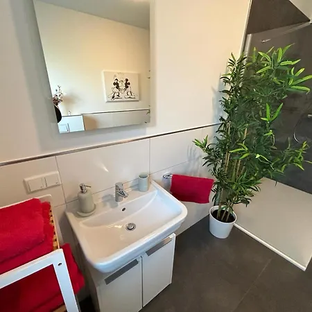Moderne Ferienwohnung Green Forest Mit Infrarotsauna, Balkon Und Stellplatz Bremerhaven Exterior foto